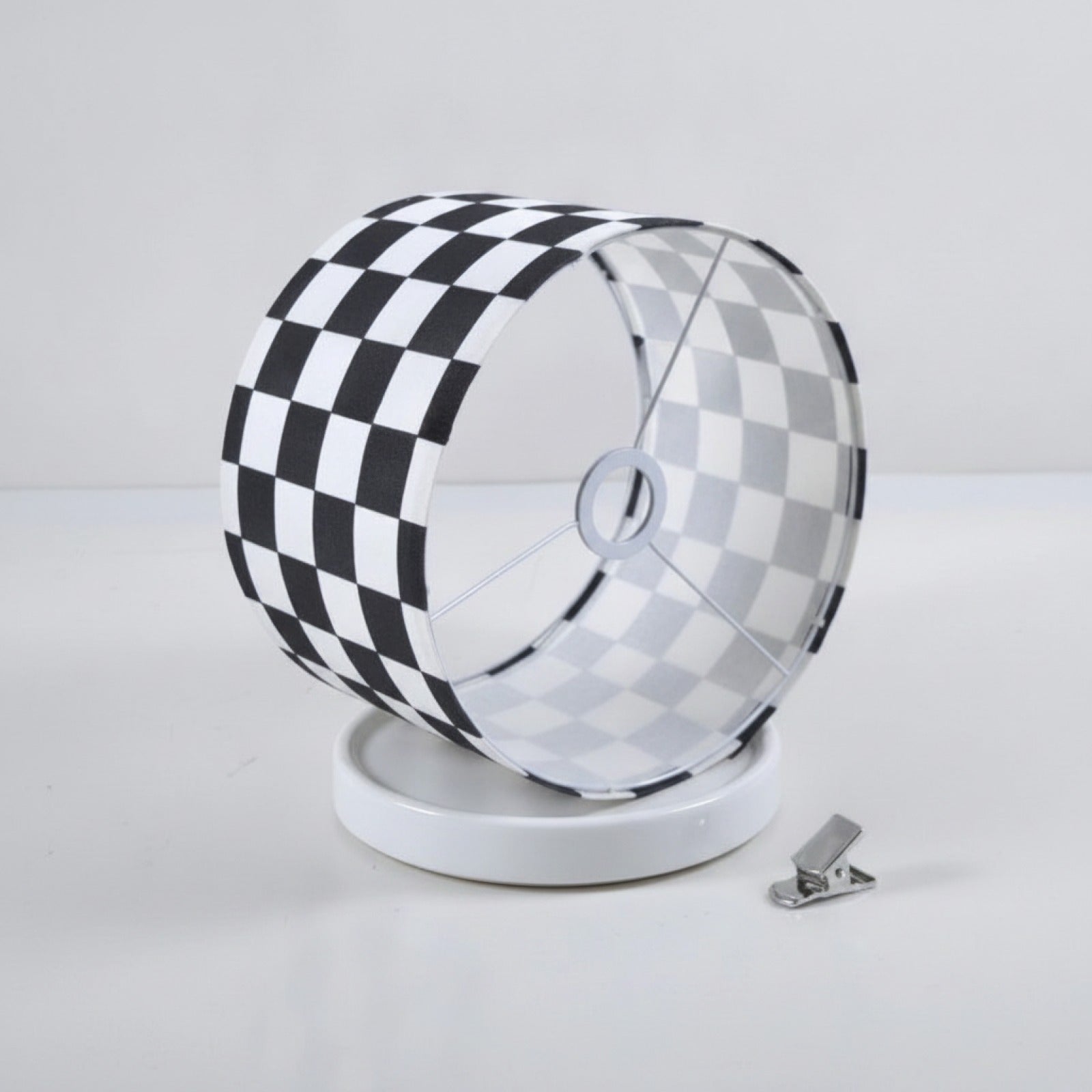 Abat-Jour Design Damier : Tissu Géométrique pour Luminaire Cylindrique